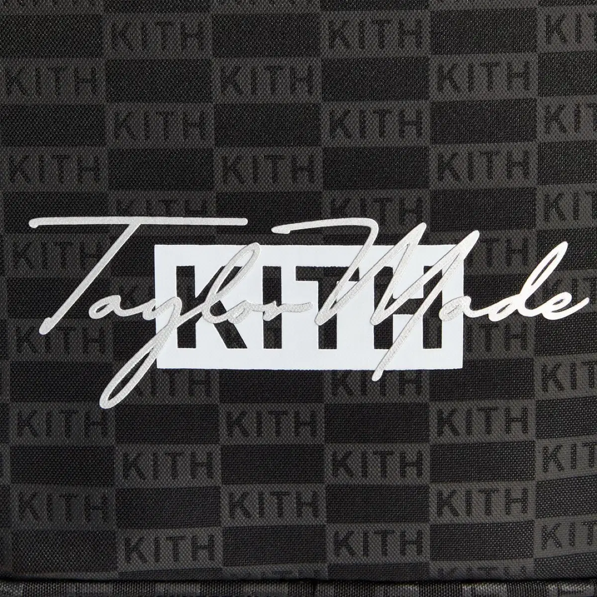 Kith 키스 x 테일러메이드 스탠드백 한정판